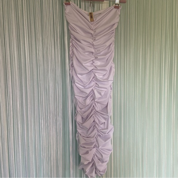 Off White Bodycon Ruched Strapless Dress - Picture 11 of 17